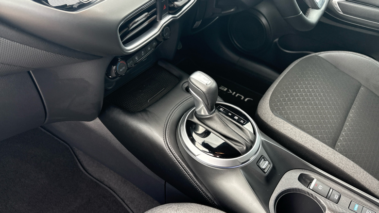 Nissan Juke 1.6 Hybrid N-Connecta 5dr Auto Hybrid Hatchback